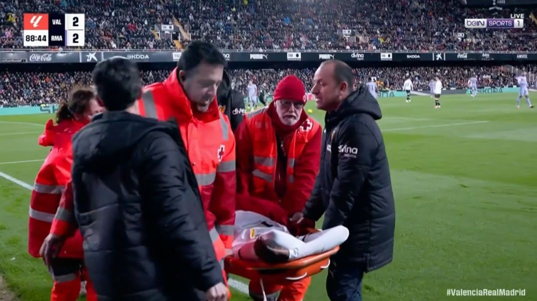 ⁣اصابة دياخابي المروعة وصدمة اللاعبين في مباراة ريال مدريد وفالنسيا
